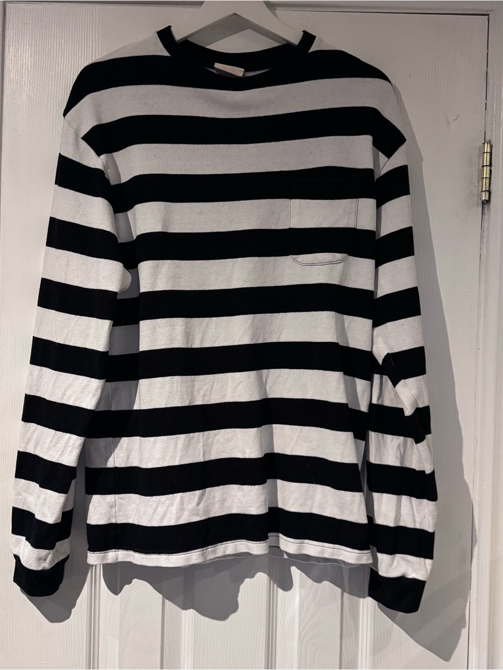 LA PAZ Black White Striped Long Sleeve Tee